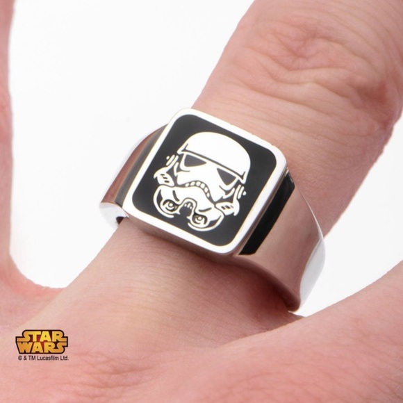 💎Official Star Wars Stainless Steel
Stormtrooper Square Top Ring Size 10 - Picture 2 of 3